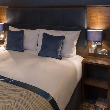The John Russell Fox Wetherspoon Otel Andover Dış mekan fotoğraf