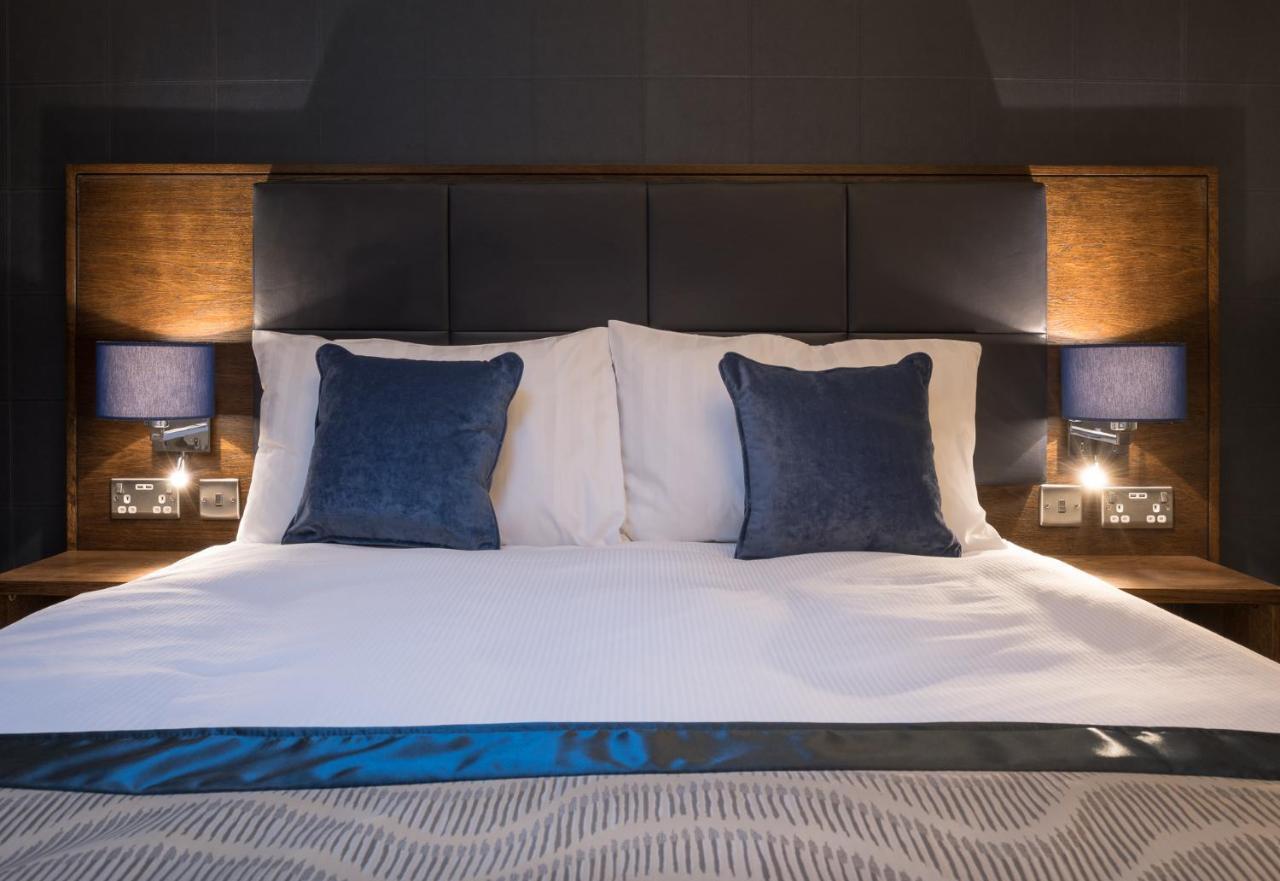 The John Russell Fox Wetherspoon Otel Andover Dış mekan fotoğraf
